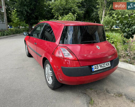 Красный Рено Меган, объемом двигателя 1.6 л и пробегом 285 тыс. км за 4500 $, фото 3 на Automoto.ua