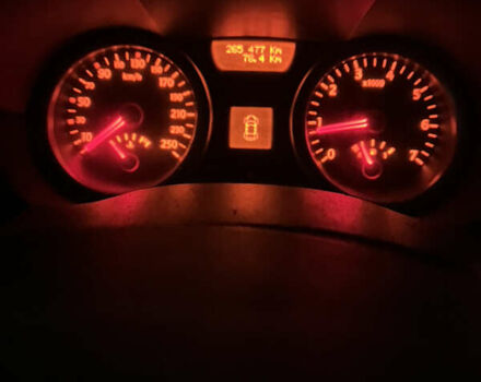 Красный Рено Меган, объемом двигателя 1.46 л и пробегом 262 тыс. км за 3400 $, фото 18 на Automoto.ua