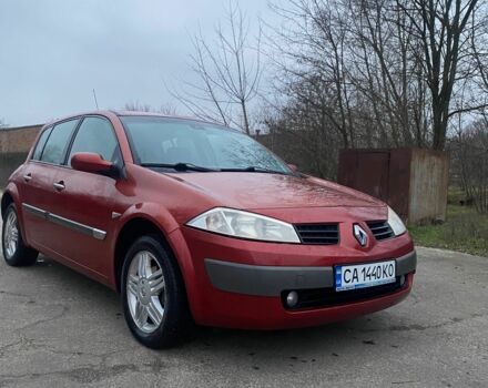 Красный Рено Меган, объемом двигателя 1.6 л и пробегом 270 тыс. км за 2800 $, фото 1 на Automoto.ua