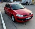 Червоний Рено Меган, об'ємом двигуна 1.39 л та пробігом 175 тис. км за 5100 $, фото 4 на Automoto.ua