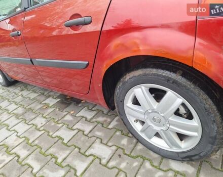 Красный Рено Меган, объемом двигателя 1.4 л и пробегом 206 тыс. км за 2300 $, фото 7 на Automoto.ua