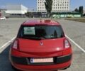 Красный Рено Меган, объемом двигателя 1.4 л и пробегом 221 тыс. км за 5000 $, фото 4 на Automoto.ua