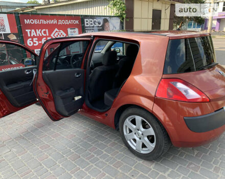 Рено Меган 2005 в Хмельницком на Automoto.ua Красный Рено Меган, объемом двигателя 1.6 л и пробегом 360 тыс. км за 3999 $, фото 4 на Automoto.ua
