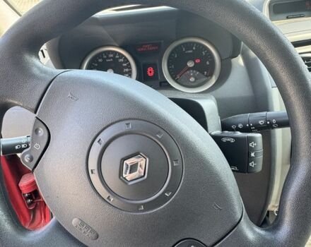 Красный Рено Меган, объемом двигателя 1.4 л и пробегом 221 тыс. км за 5000 $, фото 13 на Automoto.ua