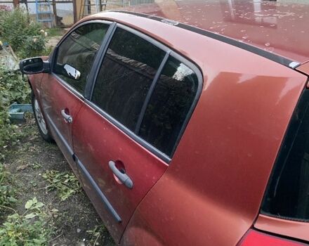 Рено Меган 2005 в Василькове на Automoto.ua Красный Рено Меган, объемом двигателя 1.6 л и пробегом 390 тыс. км за 2800 $, фото 6 на Automoto.ua