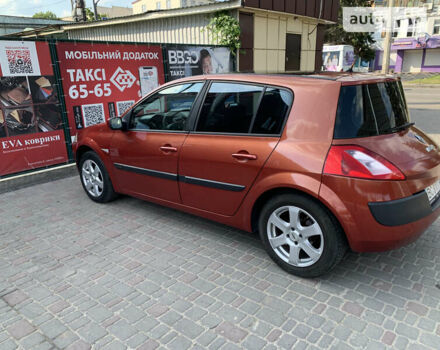 Рено Меган 2005 в Хмельницком на Automoto.ua Красный Рено Меган, объемом двигателя 1.6 л и пробегом 360 тыс. км за 3999 $, фото 5 на Automoto.ua