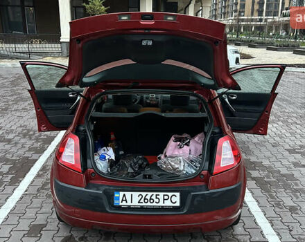 Червоний Рено Меган, об'ємом двигуна 1.6 л та пробігом 239 тис. км за 4700 $, фото 2 на Automoto.ua