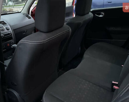 Червоний Рено Меган, об'ємом двигуна 1.6 л та пробігом 239 тис. км за 4700 $, фото 13 на Automoto.ua