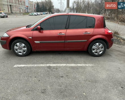 Червоний Рено Меган, об'ємом двигуна 1.87 л та пробігом 238 тис. км за 4700 $, фото 3 на Automoto.ua