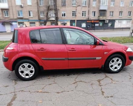 Красный Рено Меган, объемом двигателя 1.6 л и пробегом 230 тыс. км за 4200 $, фото 2 на Automoto.ua