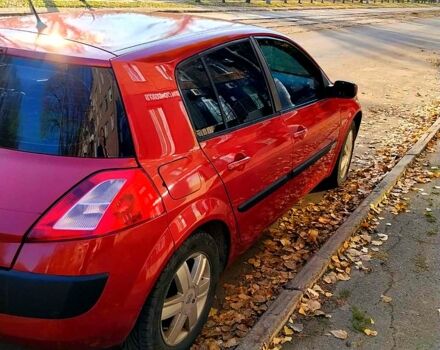 Красный Рено Меган, объемом двигателя 1.6 л и пробегом 300 тыс. км за 3500 $, фото 6 на Automoto.ua