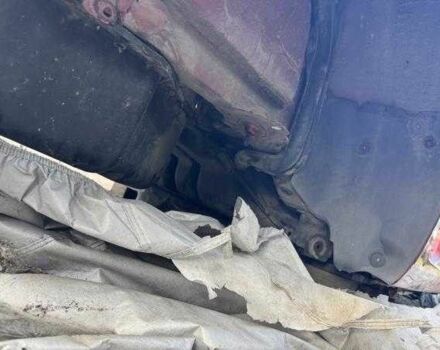 Красный Рено Меган, объемом двигателя 1.6 л и пробегом 300 тыс. км за 17061 $, фото 3 на Automoto.ua