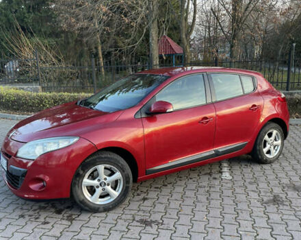 Красный Рено Меган, объемом двигателя 1.6 л и пробегом 205 тыс. км за 6899 $, фото 6 на Automoto.ua