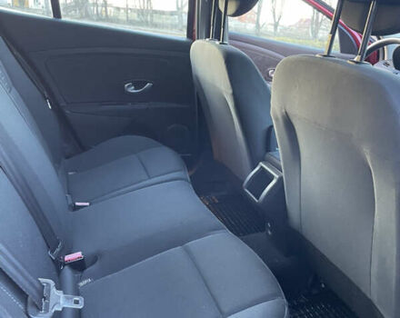 Красный Рено Меган, объемом двигателя 1.6 л и пробегом 205 тыс. км за 6899 $, фото 10 на Automoto.ua