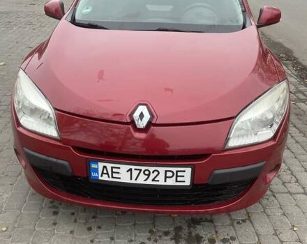 Червоний Рено Меган, об'ємом двигуна 1.6 л та пробігом 218 тис. км за 7800 $, фото 1 на Automoto.ua