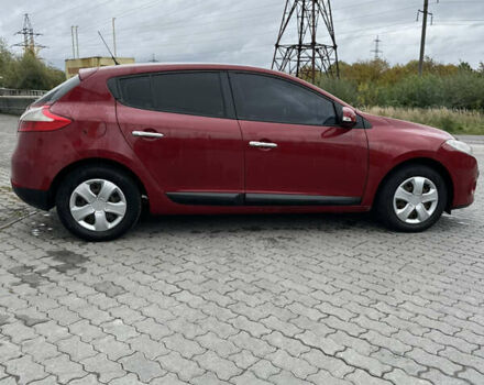 Красный Рено Меган, объемом двигателя 1.46 л и пробегом 270 тыс. км за 4850 $, фото 6 на Automoto.ua