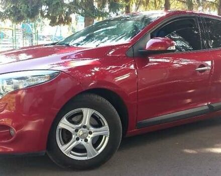 Рено Меган 2009 в Каменское - Днепродзержинск на Automoto.ua Красный Рено Меган, объемом двигателя 1.6 л и пробегом 212 тыс. км за 7200 $, фото 9 на Automoto.ua