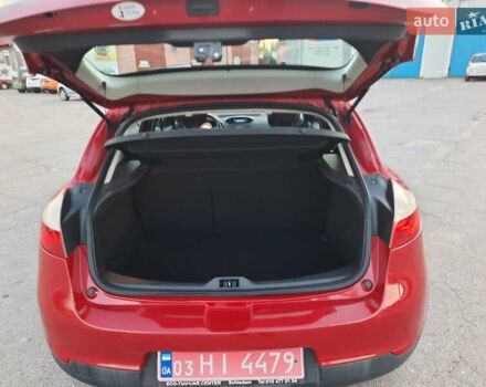 Рено Меган 2009 в Полтаве на Automoto.ua Красный Рено Меган, объемом двигателя 1.6 л и пробегом 178 тыс. км за 7300 $, фото 83 на Automoto.ua