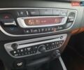 Рено Меган 2009 в Полтаве на Automoto.ua Красный Рено Меган, объемом двигателя 1.6 л и пробегом 178 тыс. км за 7300 $, фото 41 на Automoto.ua