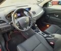 Рено Меган 2009 в Полтаве на Automoto.ua Красный Рено Меган, объемом двигателя 1.6 л и пробегом 178 тыс. км за 7300 $, фото 52 на Automoto.ua