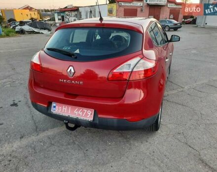 Рено Меган 2009 в Полтаве на Automoto.ua Красный Рено Меган, объемом двигателя 1.6 л и пробегом 178 тыс. км за 7300 $, фото 10 на Automoto.ua