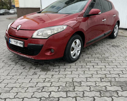 Красный Рено Меган, объемом двигателя 1.46 л и пробегом 270 тыс. км за 4850 $, фото 1 на Automoto.ua