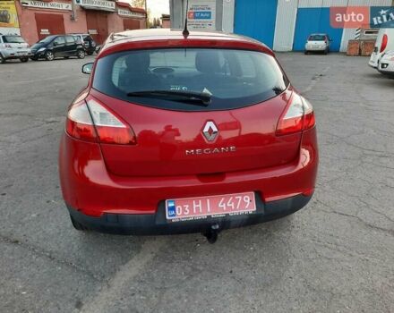 Рено Меган 2009 в Полтаве на Automoto.ua Красный Рено Меган, объемом двигателя 1.6 л и пробегом 178 тыс. км за 7300 $, фото 3 на Automoto.ua