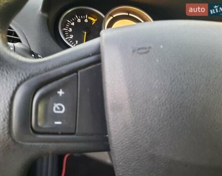 Рено Меган 2009 в Полтаве на Automoto.ua Красный Рено Меган, объемом двигателя 1.6 л и пробегом 178 тыс. км за 7300 $, фото 38 на Automoto.ua