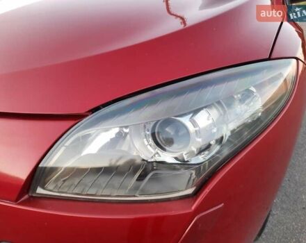 Рено Меган 2009 в Полтаве на Automoto.ua Красный Рено Меган, объемом двигателя 1.6 л и пробегом 178 тыс. км за 7300 $, фото 12 на Automoto.ua