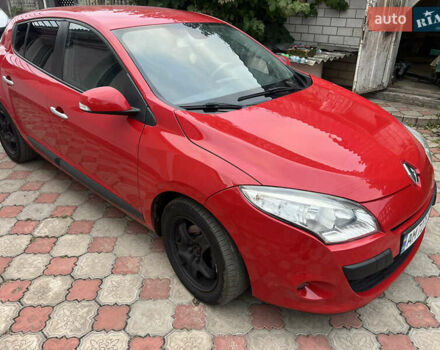 Красный Рено Меган, объемом двигателя 1.5 л и пробегом 231 тыс. км за 6200 $, фото 8 на Automoto.ua