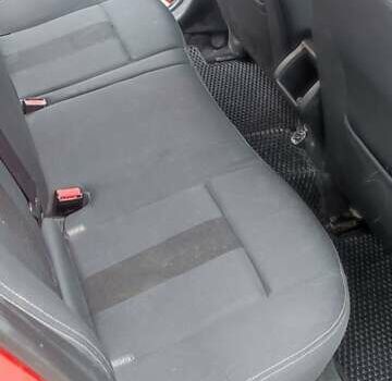 Красный Рено Меган, объемом двигателя 1.4 л и пробегом 195 тыс. км за 5000 $, фото 3 на Automoto.ua