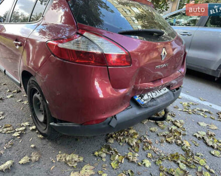Красный Рено Меган, объемом двигателя 1.46 л и пробегом 520 тыс. км за 3200 $, фото 2 на Automoto.ua