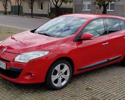 Рено Меган 2010 в Ужгороде на Automoto.ua Красный Рено Меган, объемом двигателя 1.4 л и пробегом 146 тыс. км за 6300 $, фото 6 на Automoto.ua