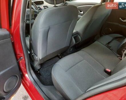 Червоний Рено Меган, об'ємом двигуна 1.6 л та пробігом 223 тис. км за 7500 $, фото 52 на Automoto.ua