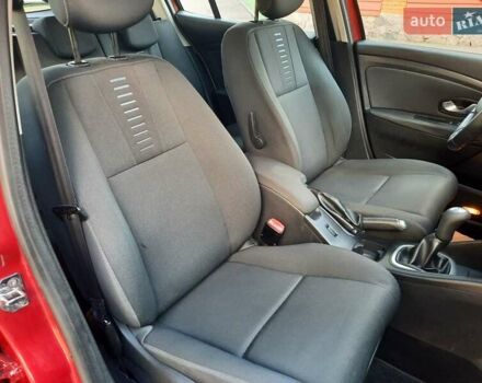 Червоний Рено Меган, об'ємом двигуна 1.6 л та пробігом 223 тис. км за 7500 $, фото 80 на Automoto.ua