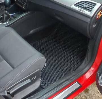 Красный Рено Меган, объемом двигателя 1.4 л и пробегом 195 тыс. км за 5000 $, фото 6 на Automoto.ua