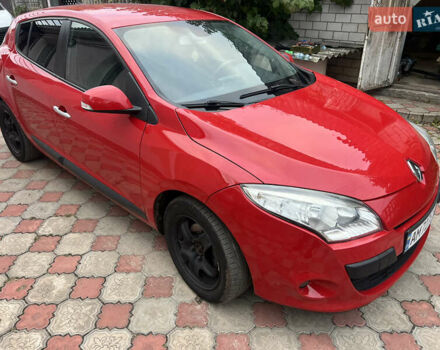 Красный Рено Меган, объемом двигателя 1.5 л и пробегом 231 тыс. км за 6200 $, фото 10 на Automoto.ua
