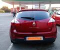 Красный Рено Меган, объемом двигателя 1.5 л и пробегом 350 тыс. км за 5500 $, фото 1 на Automoto.ua