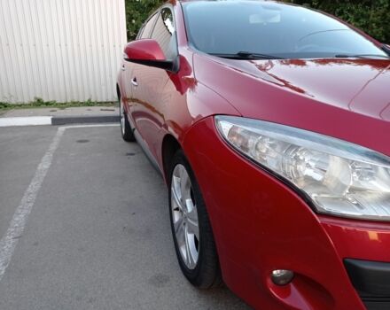 Красный Рено Меган, объемом двигателя 1.5 л и пробегом 350 тыс. км за 5500 $, фото 7 на Automoto.ua