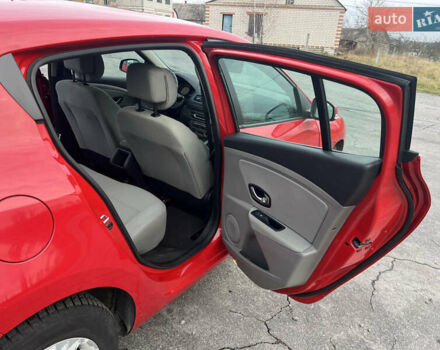 Червоний Рено Меган, об'ємом двигуна 1.5 л та пробігом 238 тис. км за 6500 $, фото 13 на Automoto.ua