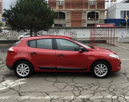 Червоний Рено Меган, об'ємом двигуна 1.6 л та пробігом 176 тис. км за 6799 $, фото 5 на Automoto.ua