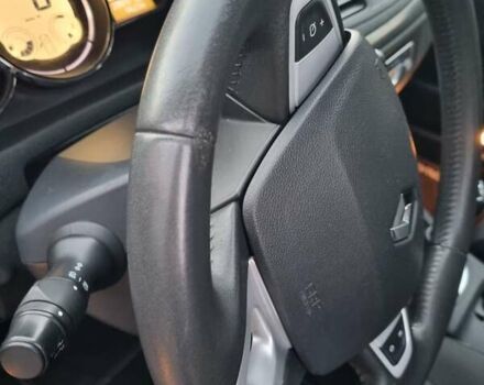 Красный Рено Меган, объемом двигателя 1.46 л и пробегом 235 тыс. км за 7200 $, фото 14 на Automoto.ua