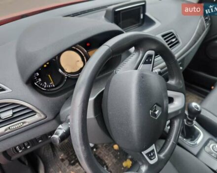 Красный Рено Меган, объемом двигателя 1.5 л и пробегом 269 тыс. км за 7000 $, фото 11 на Automoto.ua