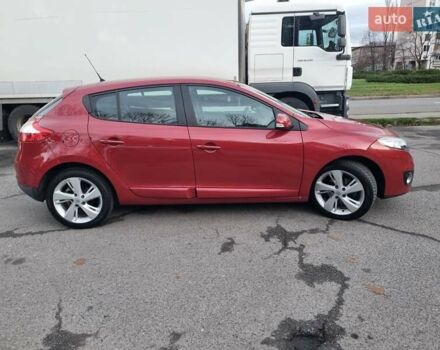 Красный Рено Меган, объемом двигателя 1.46 л и пробегом 235 тыс. км за 7200 $, фото 21 на Automoto.ua
