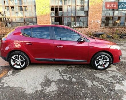 Красный Рено Меган, объемом двигателя 1.5 л и пробегом 202 тыс. км за 7950 $, фото 8 на Automoto.ua