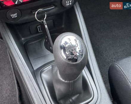 Красный Рено Меган, объемом двигателя 1.6 л и пробегом 188 тыс. км за 6999 $, фото 20 на Automoto.ua