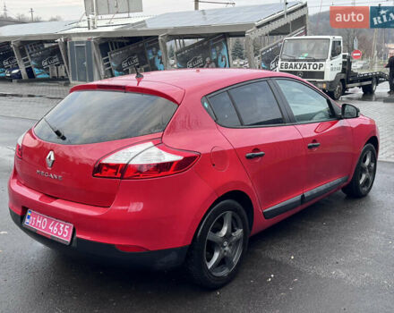 Красный Рено Меган, объемом двигателя 1.6 л и пробегом 188 тыс. км за 6999 $, фото 9 на Automoto.ua