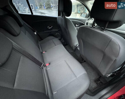 Красный Рено Меган, объемом двигателя 1.6 л и пробегом 188 тыс. км за 6999 $, фото 23 на Automoto.ua