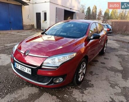 Красный Рено Меган, объемом двигателя 1.5 л и пробегом 202 тыс. км за 7950 $, фото 9 на Automoto.ua