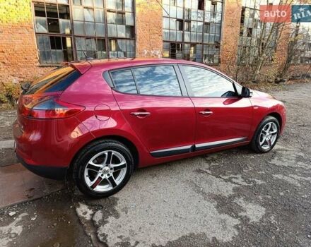 Красный Рено Меган, объемом двигателя 1.5 л и пробегом 202 тыс. км за 7950 $, фото 6 на Automoto.ua